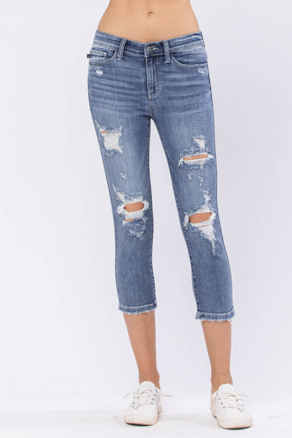 Judy Blue Wren Distressed Mid-Rise Denim Capri