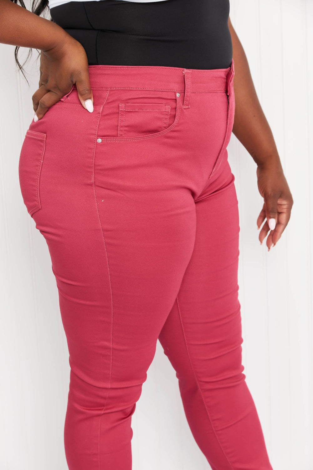Walk the Line High Rise Skinny Jeans in Rose