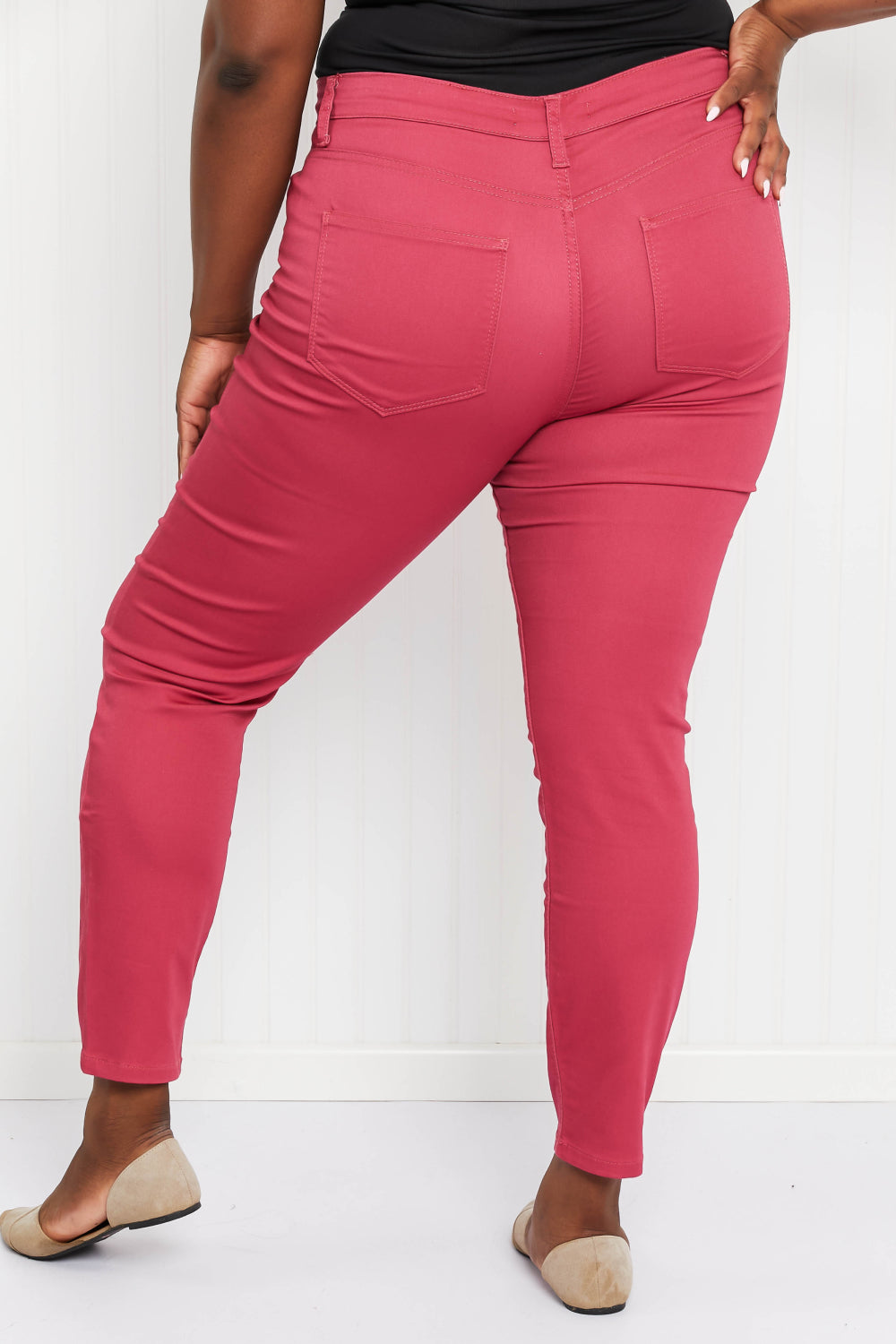 Walk the Line High Rise Skinny Jeans in Rose